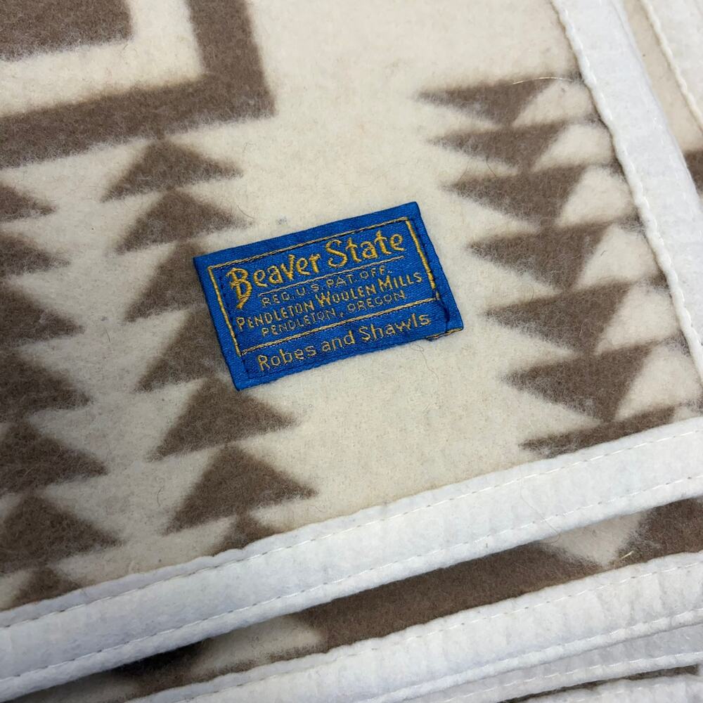 Vintage Pendleton Beaver State Wool Blanket 64" x 75" - Picture 5 of 7